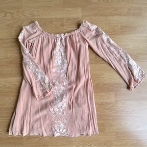 Gorgeous off-the-shoulder dress